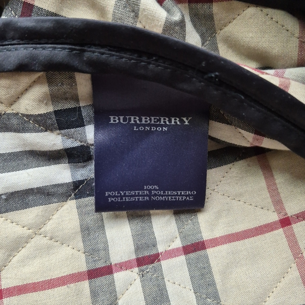 Burberry London Classic Diamond-Quilted Snap-Front Barn Jacket - Picture 8 of 9